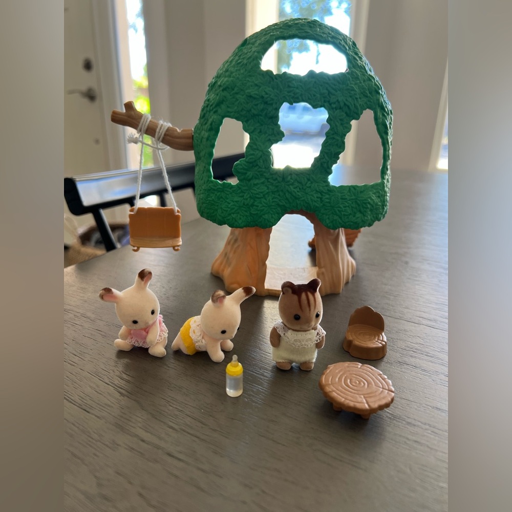 Calico Critters Baby Tree House Play Set